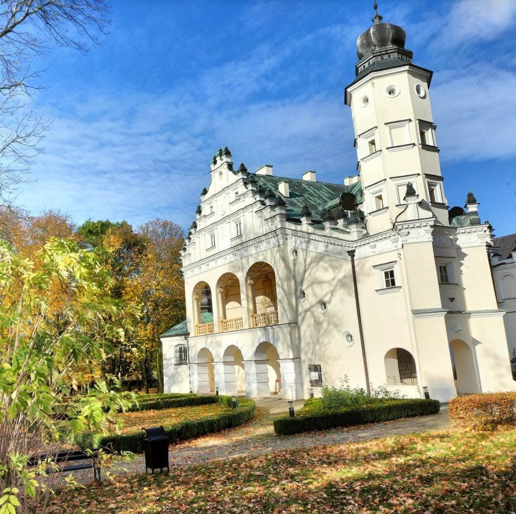 Ogród Zmysłów w Poddębicach jesienią – zdjęcie 1
