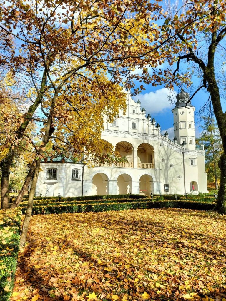 Ogród Zmysłów w Poddębicach jesienią – zdjęcie 3