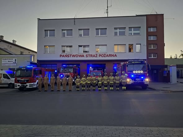 Hołd dla strażaków z Niska w Poddębicach – zdjęcie 2