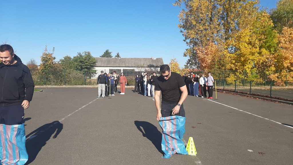 Dzień Walki z Otyłością w ZSP w Poddębicach – zdjęcie 7